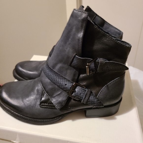 Mjus Brand new leather boots - Picture 2 of 7